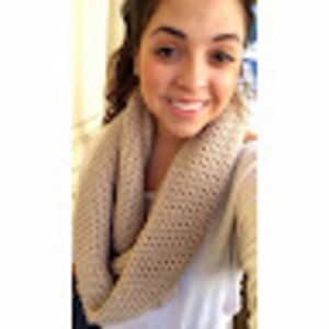 Meet your Posher, Raquel